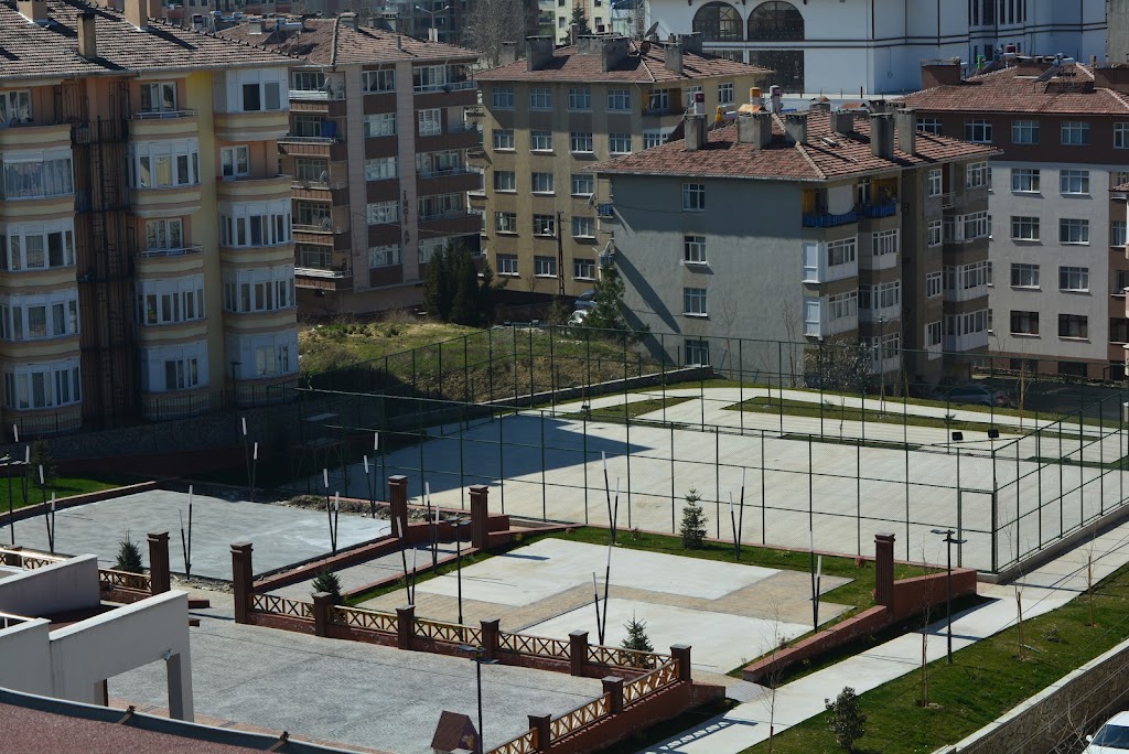 Boyabat Yüzme Havuzu?