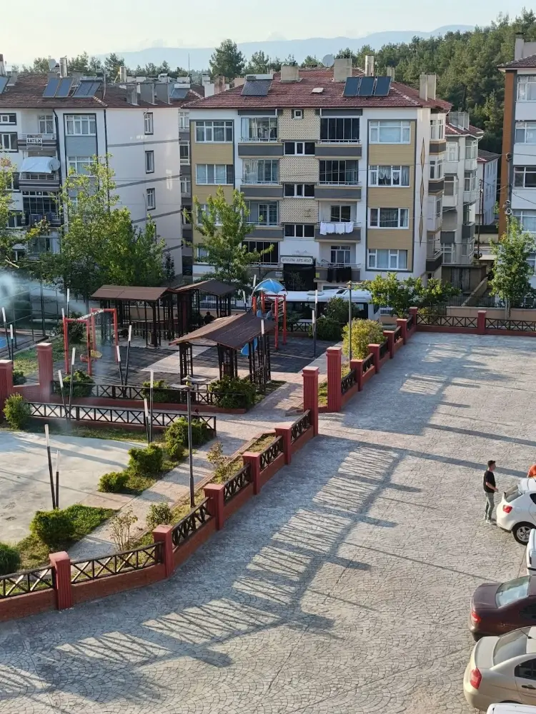 Boyabat Yüzme Havuzu? — Yüzme Havuzları, Boyabat · fotoğraf 3