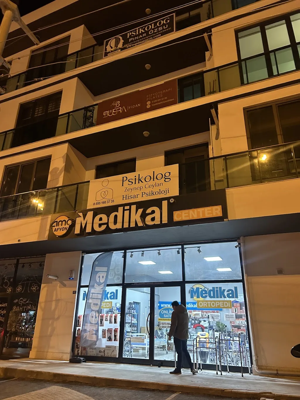 Afyon Psikolog Zeynep Ceylan — Psikologlar, Merkez · fotoğraf 1