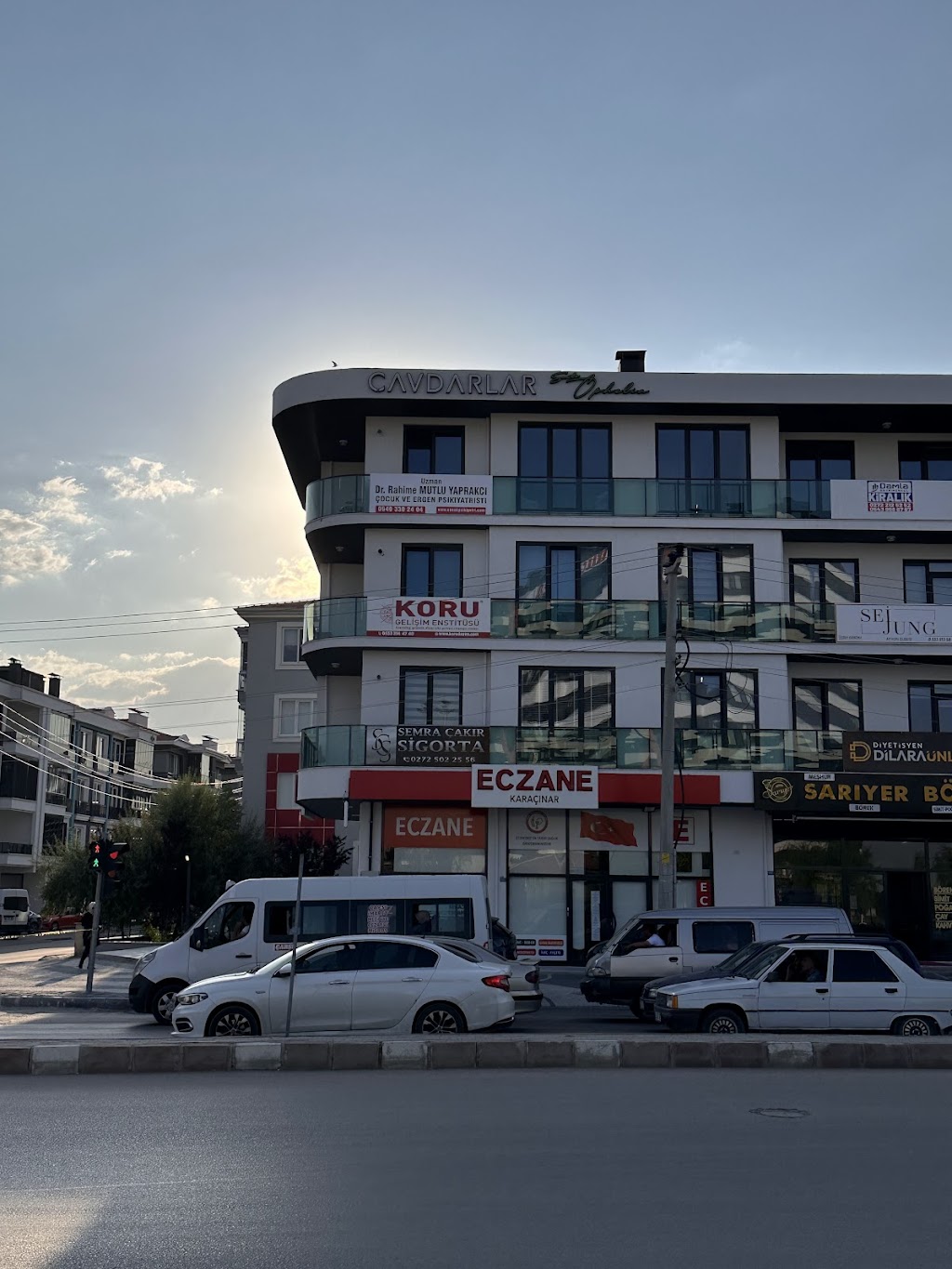 Uzm. Dr. Rahime MUTLU YAPRAKCI - Çocuk ve Ergen Psikiyatristi, Psikoterapist, Aile Danışmanı