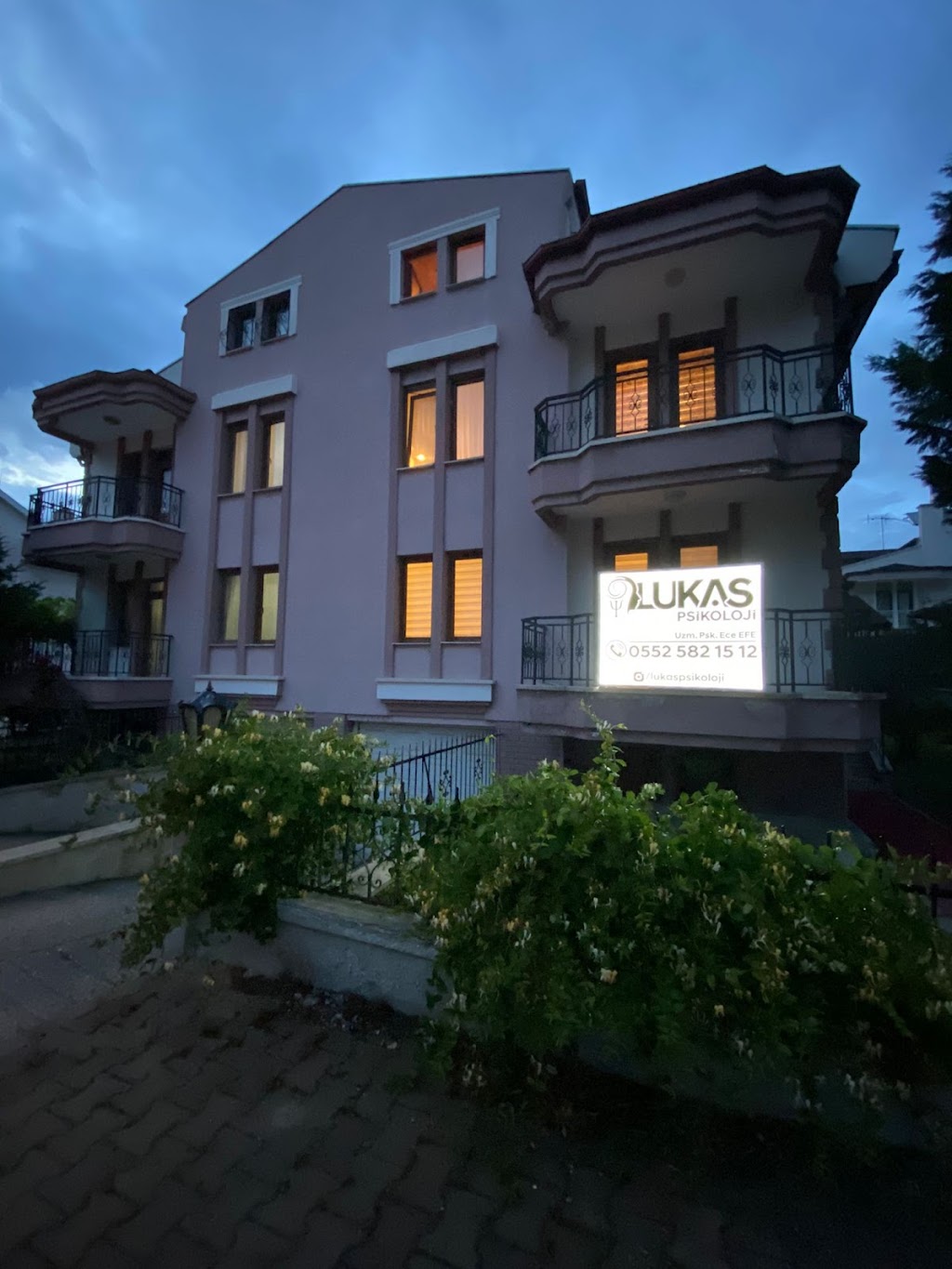 LUKAS PSİKOLOJİ