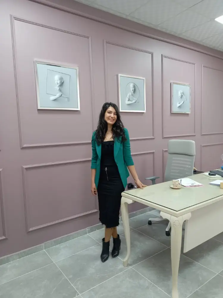 Uzm. Dr. Fatma Akdeniz Uşaklı — Psikologlar, Merkez · fotoğraf 3