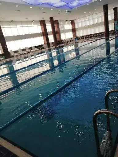 Siirt Belediyesi Kadınlar Kapalı Yüzme Havuzu ve Kültür Merkezi — Yüzme Havuzları, Merkez · fotoğraf 2