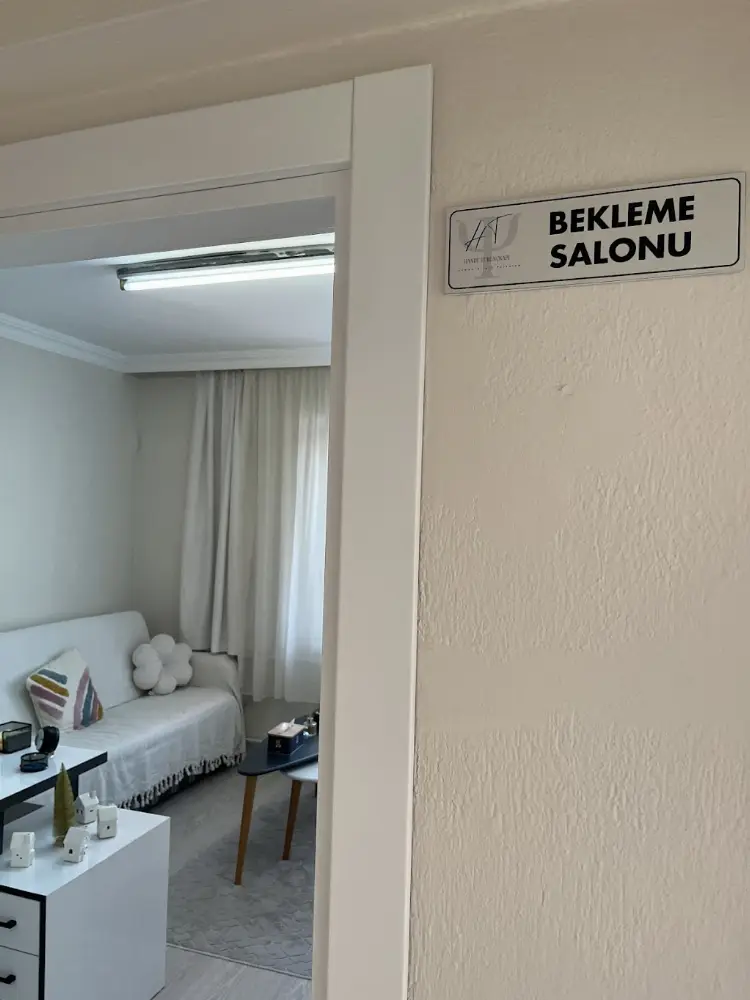 Uzm. Kl. Psk. Hande Turunçkapı — Psikologlar, Merkez · fotoğraf 4