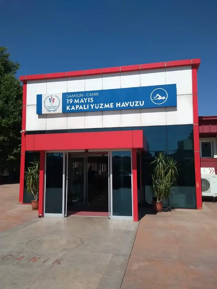19 Mayıs Yüzme Havuzu — Yüzme Havuzları, Canik · fotoğraf 2
