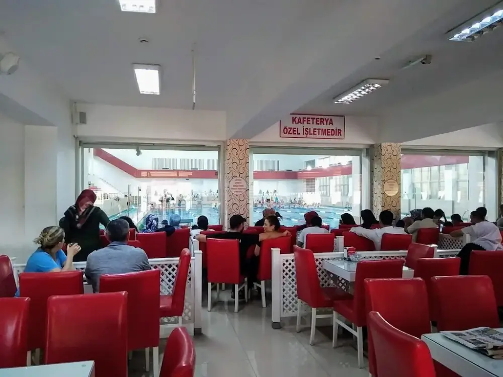 19 Mayıs Yüzme Havuzu — Yüzme Havuzları, Canik · fotoğraf 3