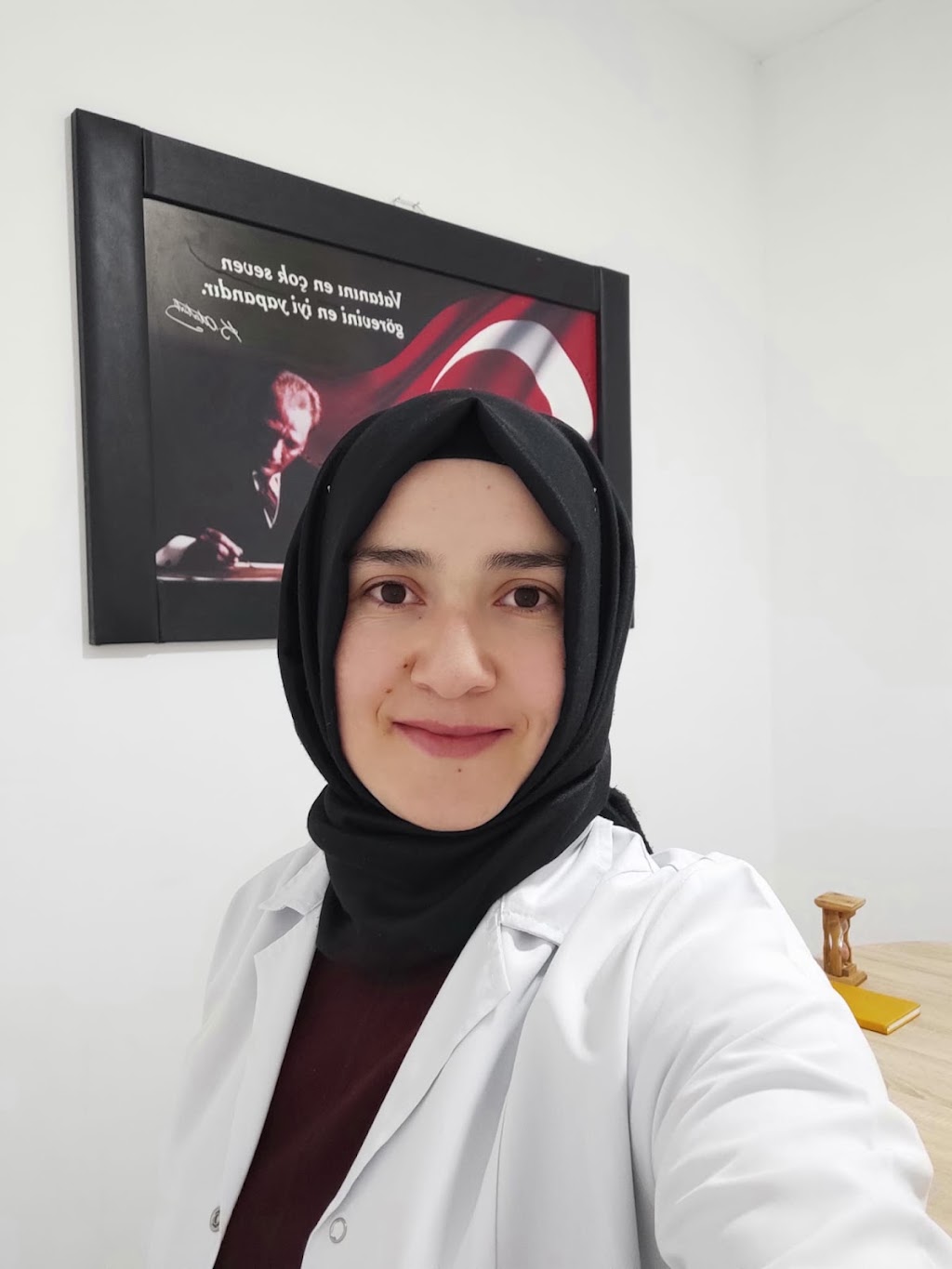 PSİKOLOG GÜLLÜ ÜNAL