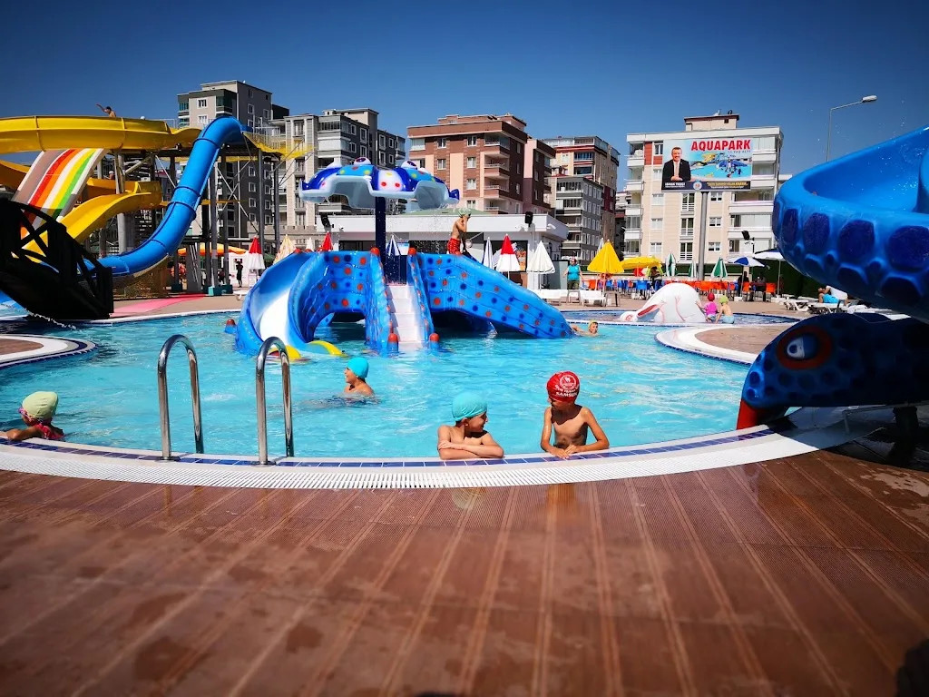 Atakum Aquapark — Yüzme Havuzları, Atakum · fotoğraf 1