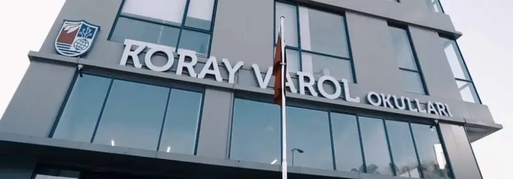 Koray Varol Okulları binası