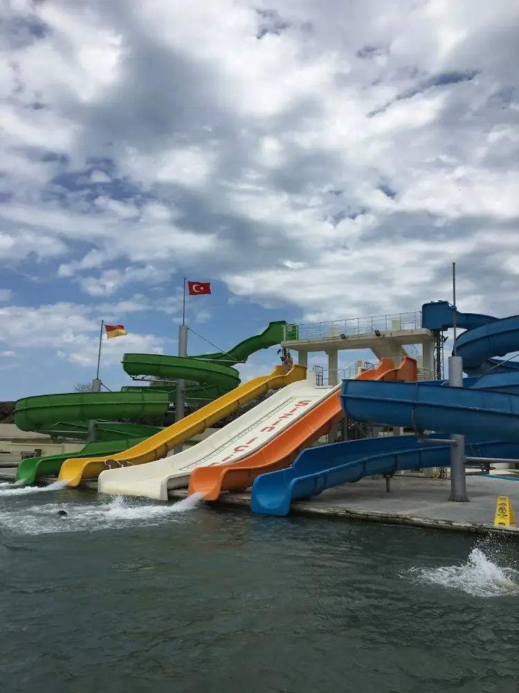 Suada Aqua Park — Yüzme Havuzları, Canik · fotoğraf 5