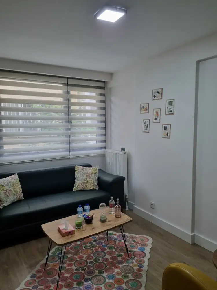 Aslı DEMİREL Uzman Psikolog / Aile Danışmanı — Psikologlar, Çankaya · fotoğraf 2