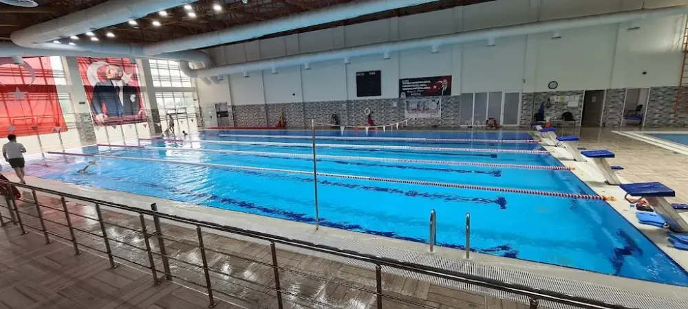 Terme Yarı Olimpik Yüzme Havuzu — Yüzme Havuzları, Terme · fotoğraf 3