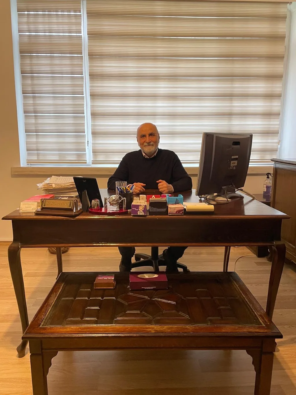 Psikiyatrist Dr. Bülent Çelikel - Şizofreni, Bipolar ve Bağımlılık Tedavisi — Psikologlar, Çankaya · fotoğraf 1