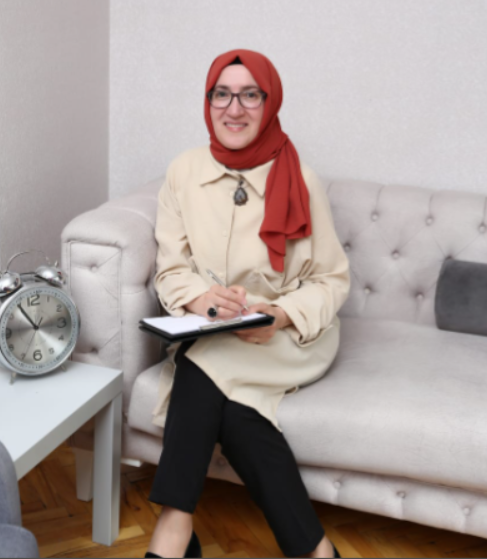 Aile Danışmanı Zehra İnce Altuğ