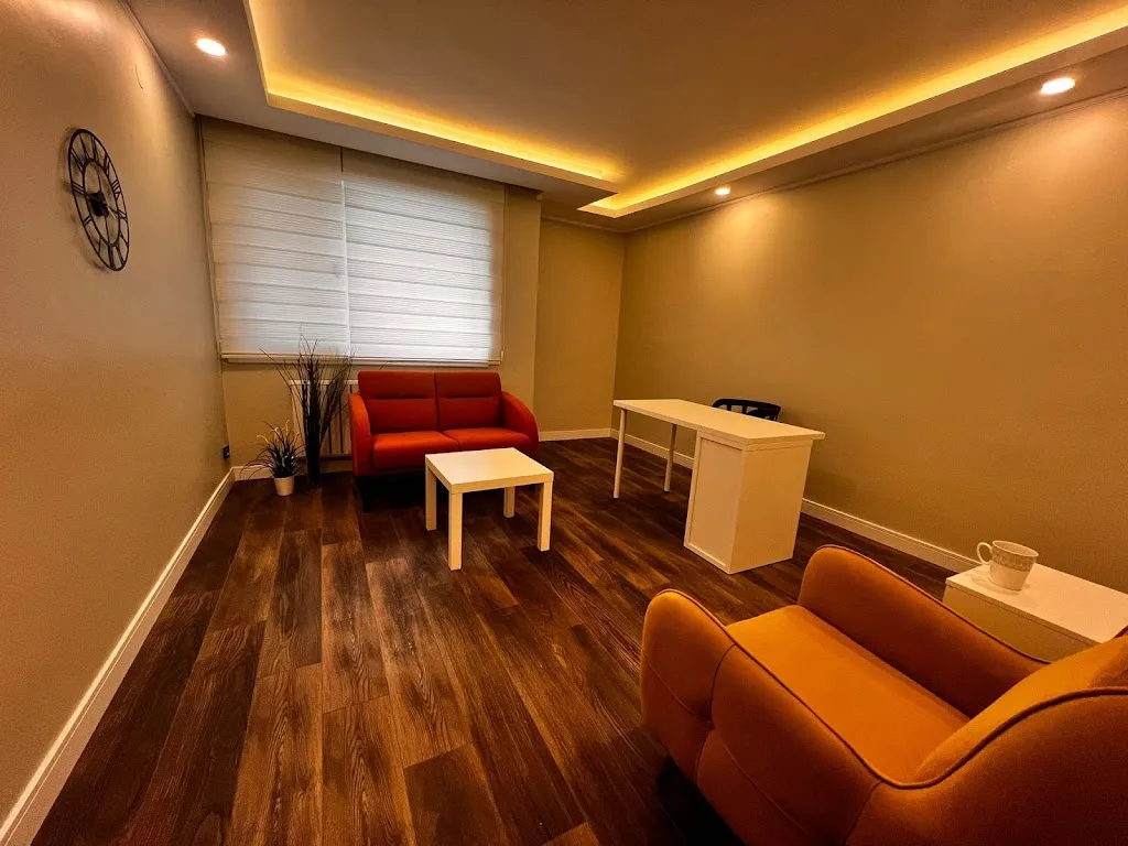 Glia Psikolojik Danışma — Psikologlar, Çankaya · fotoğraf 1