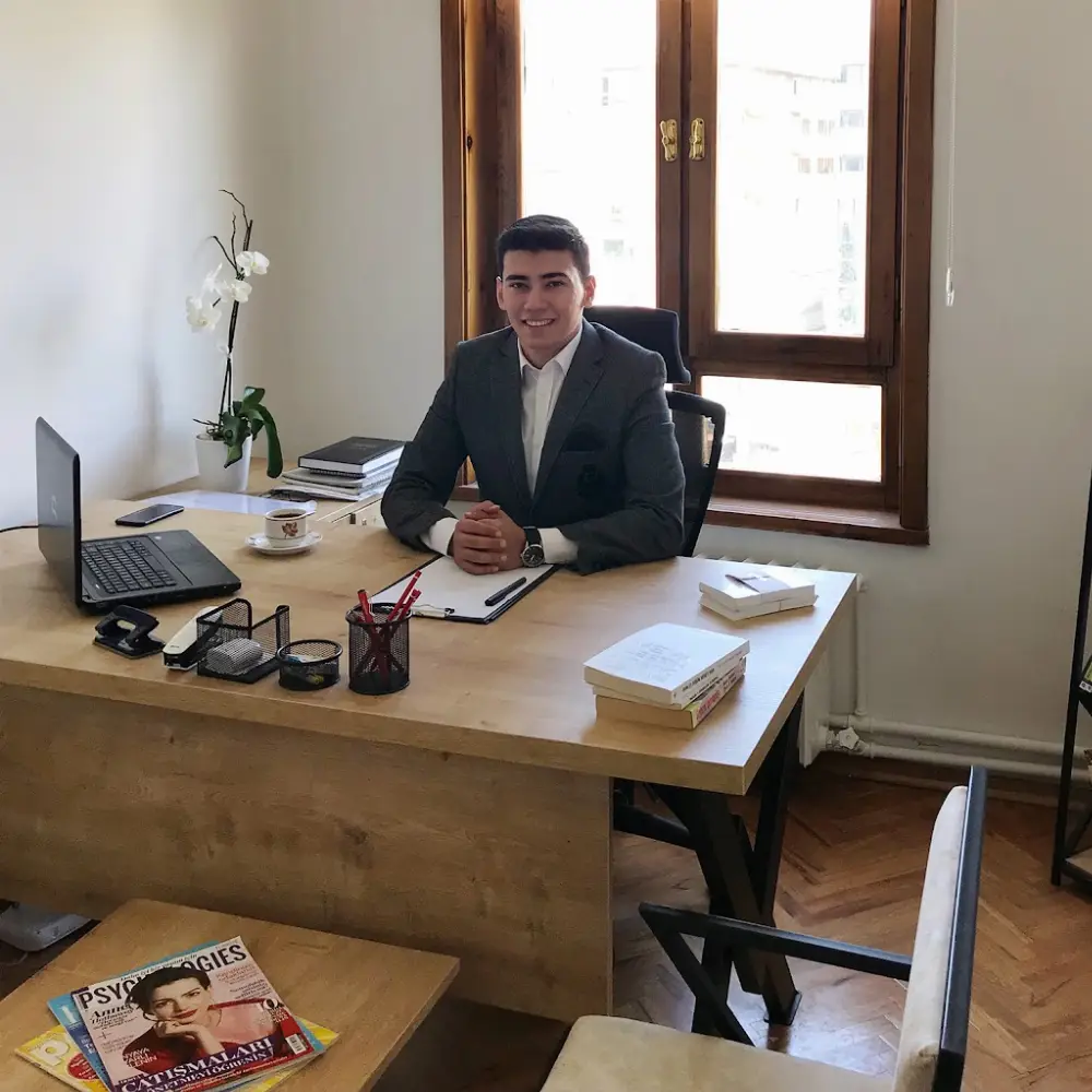 Uzman Psikolog Yasin İlker Psikoloji ve Danışmanlık Merkezi — Psikologlar, Çankaya · fotoğraf 2