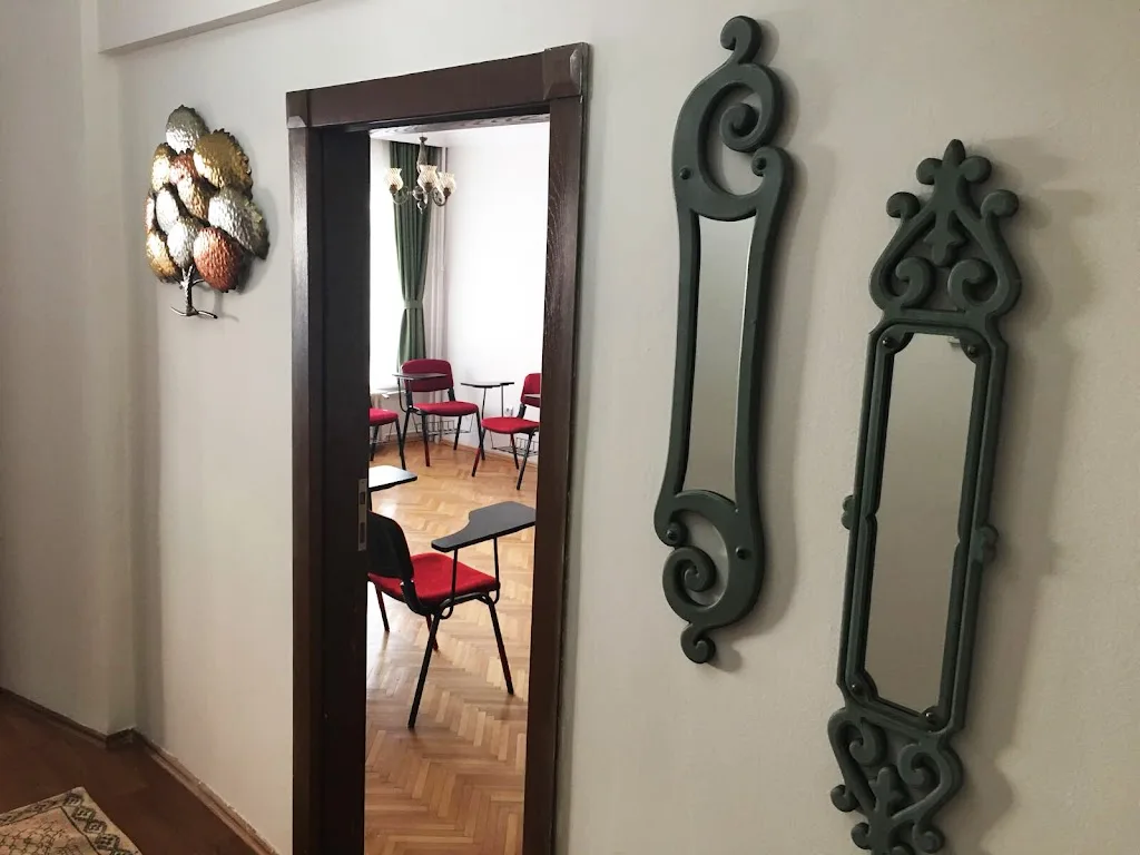 Küçük Ağaç Psikolojik Danışma Merkezi — Psikologlar, Çankaya · fotoğraf 1