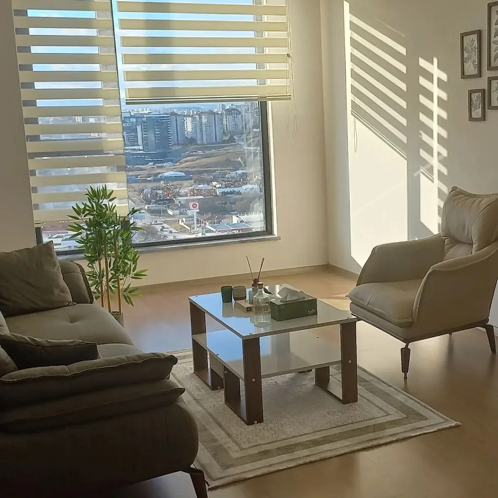 Yenimahalle Psikolog Saliha Savaş — Psikologlar, Yenimahalle · fotoğraf 1