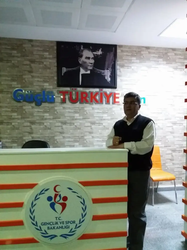Bafra Kapalı Yüzme Havuzu — Yüzme Havuzları, Bafra · fotoğraf 2