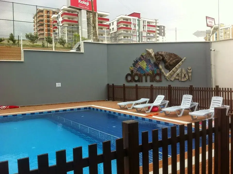 Damla vadi Sitesi Havuz Bası(SADECE SİTE SAKİNLERİ İÇİN) — Yüzme Havuzları, Canik · fotoğraf 4