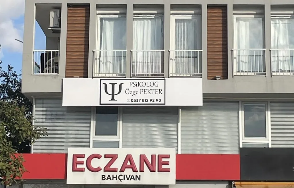 Psikolog Özge Pekter — Psikologlar, Döşemealtı · fotoğraf 1