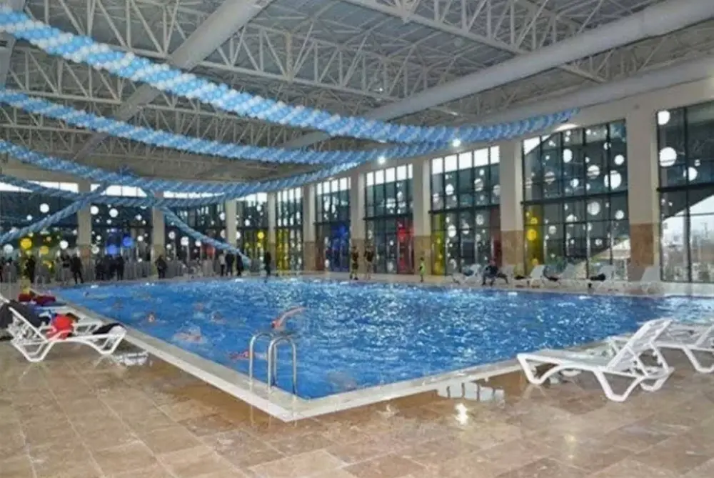 GSB ERENLER GENÇLİK MERKEZİ — Yüzme Havuzları, Erenler · fotoğraf 3
