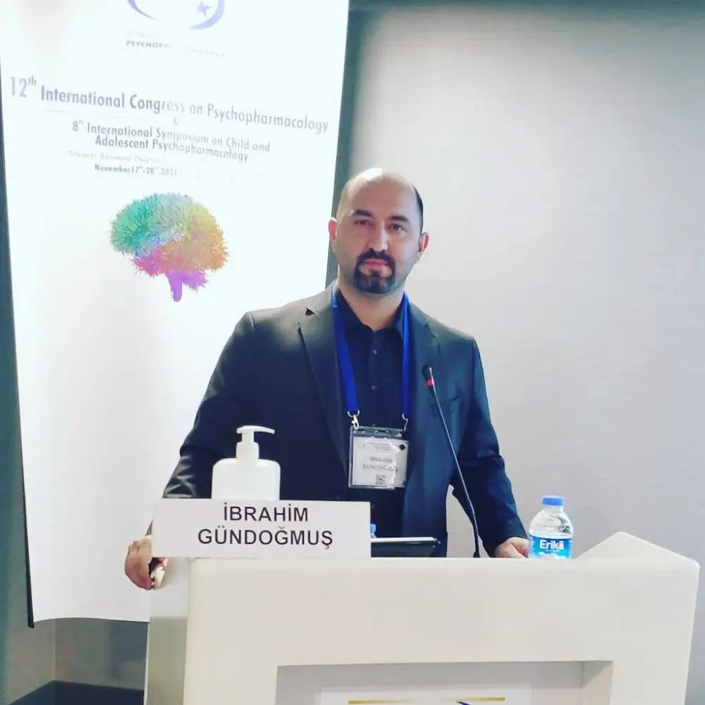 Doç Dr İbrahim Gündoğmuş Psikiyatrist-Psikoterapist — Psikologlar, Merkez · fotoğraf 3
