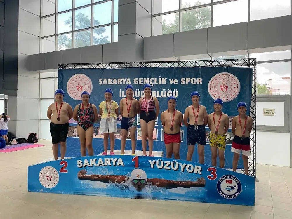 Sakarya Yüzme Kursu — Yüzme Havuzları, Adapazarı · fotoğraf 3