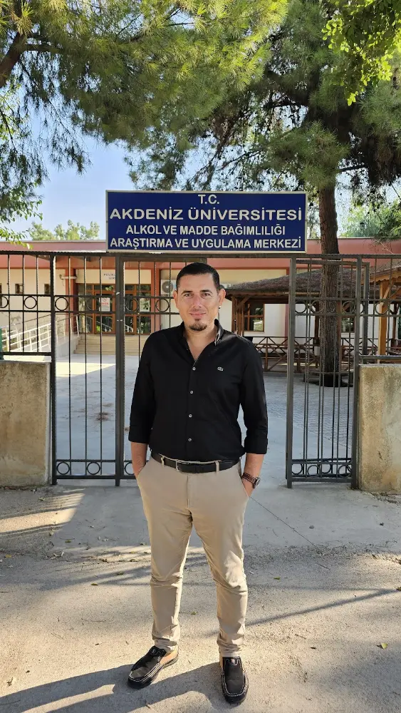 Psikiyatrist Doçent Dr. Ali Erdoğan — Psikologlar, Konyaaltı · fotoğraf 3