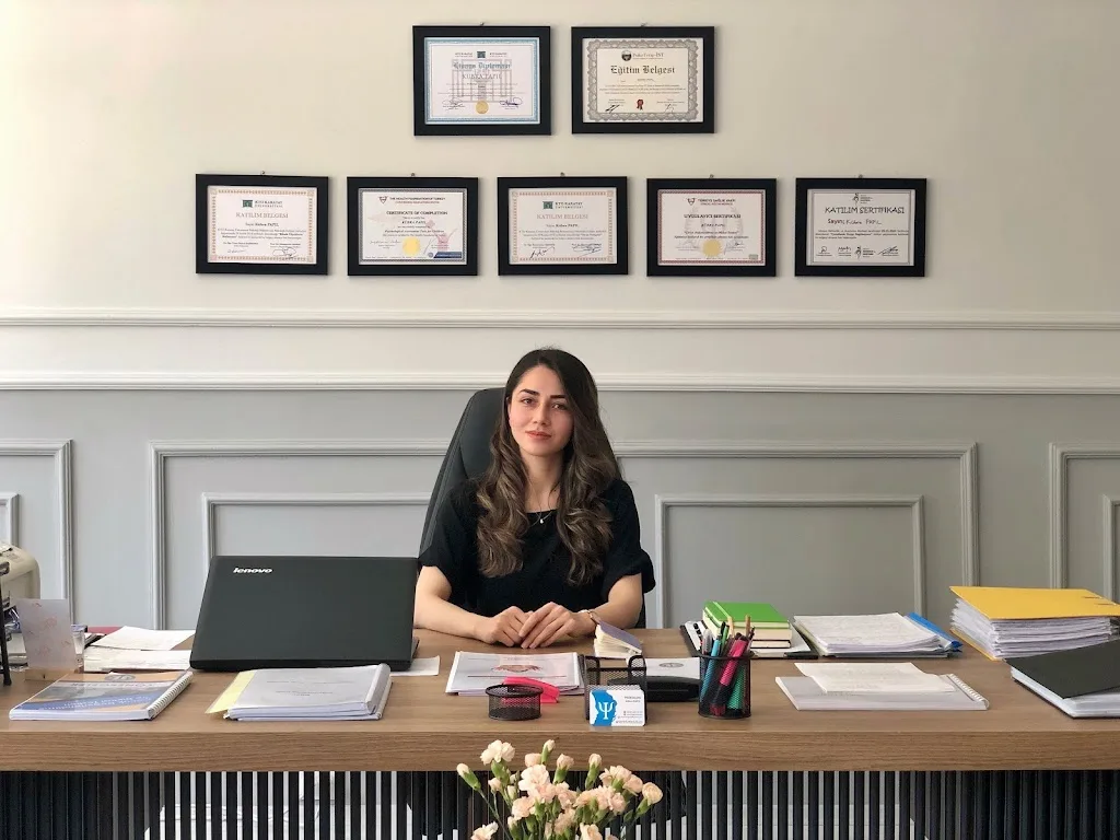 Psikolog Kübra PAPIL Danışmanlık Merkezi, Korkuteli Psikolog, Çocuk ve Ergen Psikoloji — Psikologlar, Korkuteli · fotoğraf 1