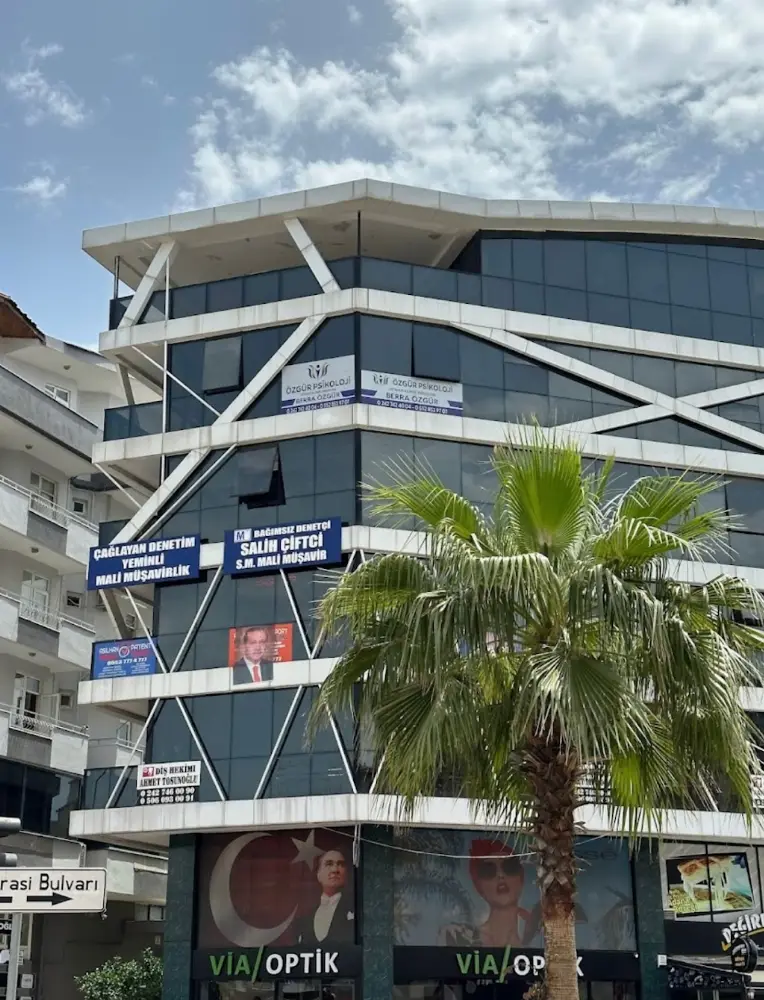 Uzm. Klinik Psikolog Berra ÖZGÜR - Manavgat Psikolog — Psikologlar, Manavgat · fotoğraf 3