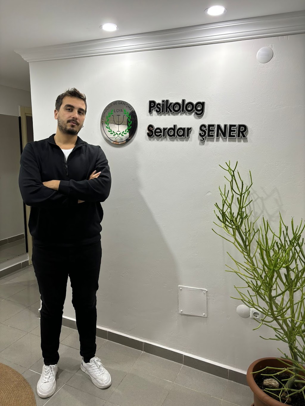 Psikolog Serdar Şener Lidya Psikoloji ve Danışmanlık
