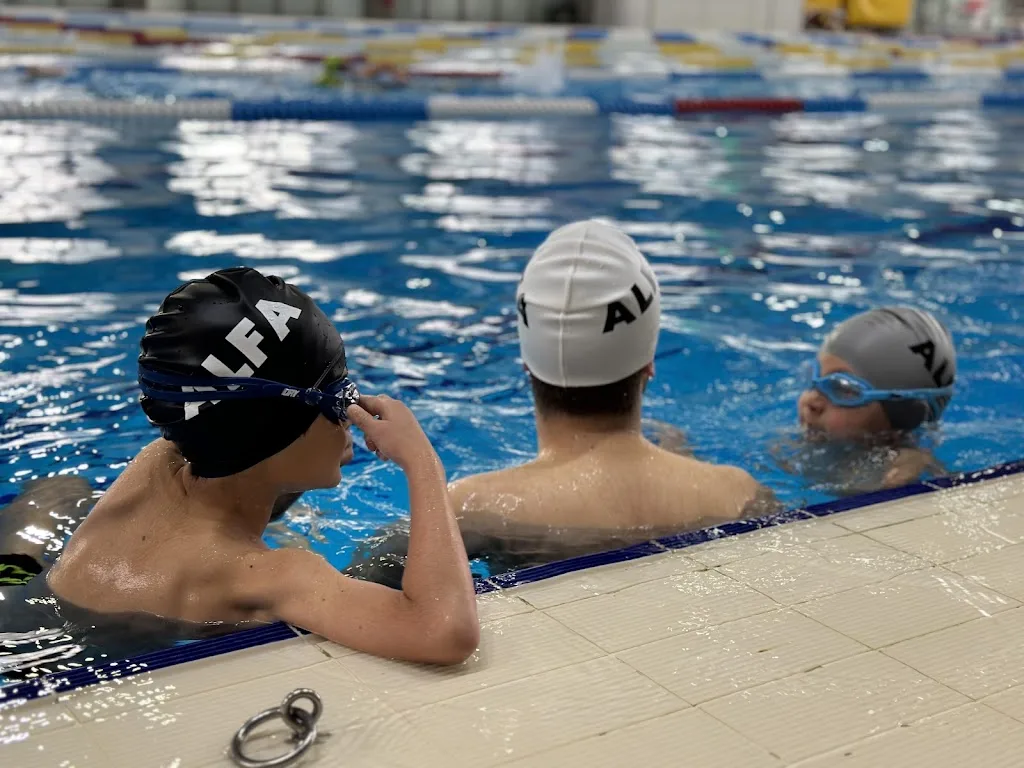 Alfa Yüzme Spor Kulübü — Yüzme Havuzları, Adapazarı · fotoğraf 1