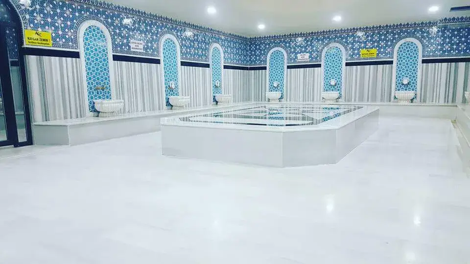 AVRASYA HAMAMI — Yüzme Havuzları, Erenler · fotoğraf 3