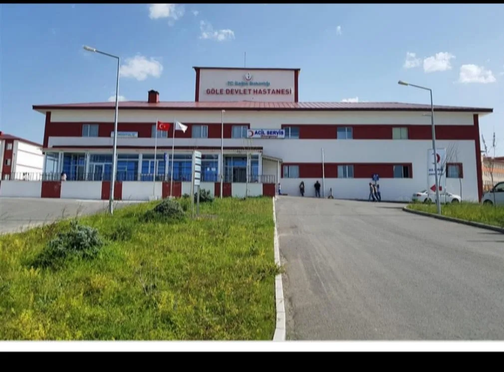 Göle Devlet Hastanesi — Psikologlar, Göle · fotoğraf 1