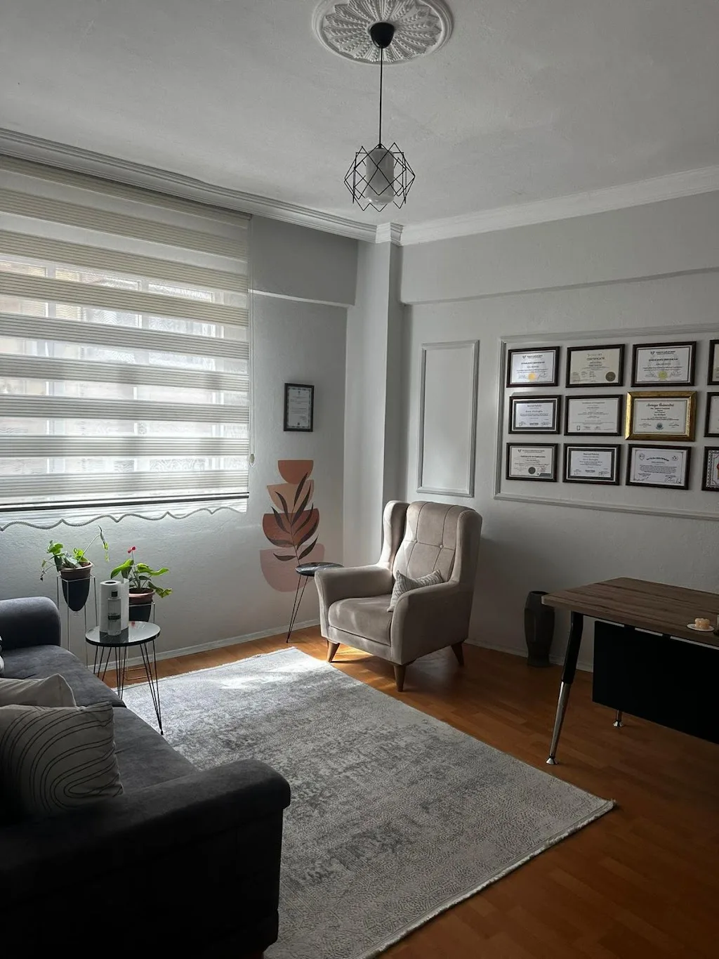 Psikolog Esra Delioğlu Yıldırım — Psikologlar, Merkez · fotoğraf 1