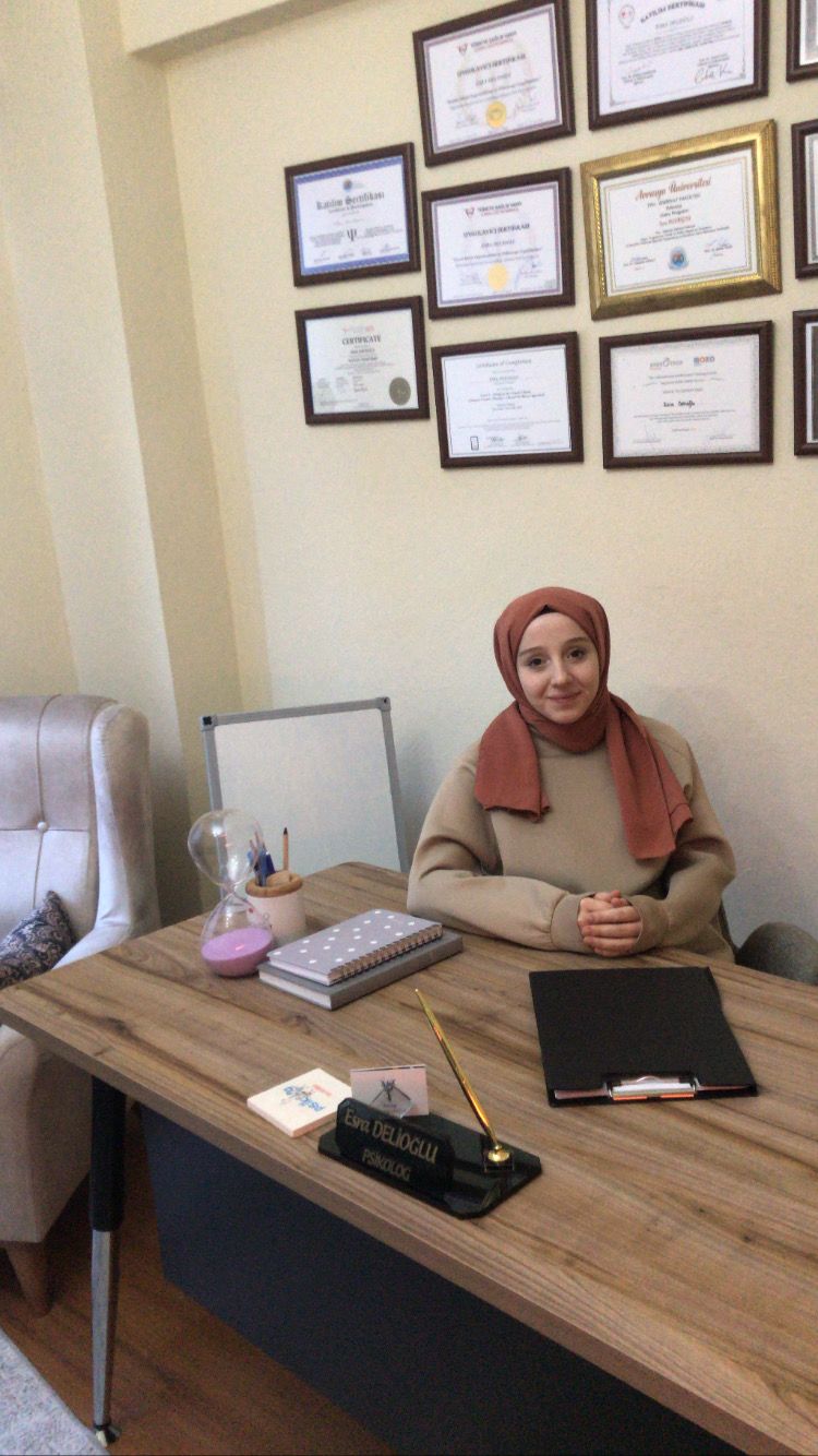 Psikolog Esra Delioğlu Yıldırım
