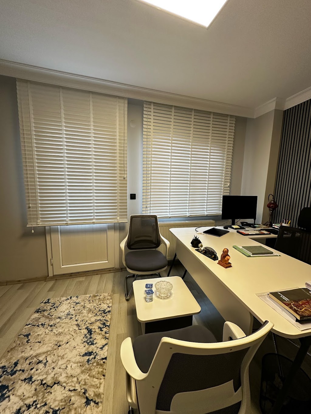 YAKIN PSİKOLOJİK DANIŞMANLIK VE EĞİTİM MERKEZİ