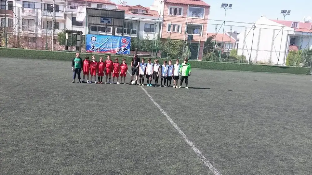 Erenler Belediyesi Spor Kompleksi — Yüzme Havuzları, Erenler · fotoğraf 2