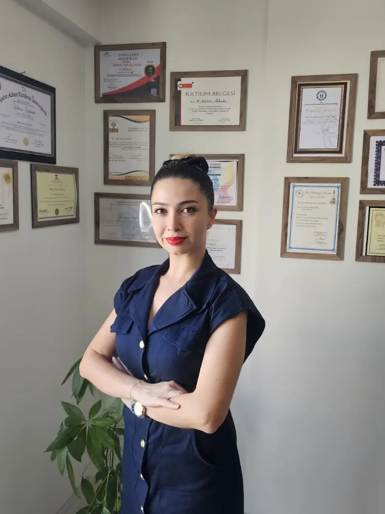 Klinik Psikolog Dr. Neslihan Turgut — Psikologlar, Efeler · fotoğraf 4