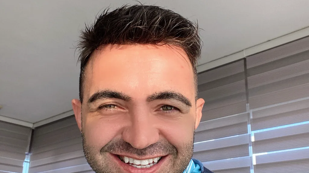 Klinik Psikolog & Aile Danışmanı Atakan Aslan — Psikologlar, Efeler · fotoğraf 1