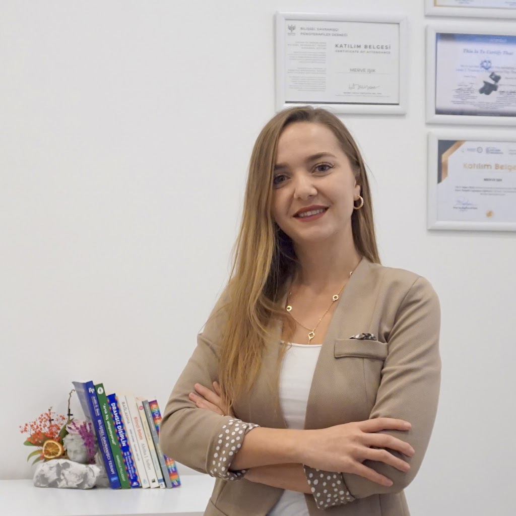 Kuşadası Psikolog - Merve Işık Uğurlu