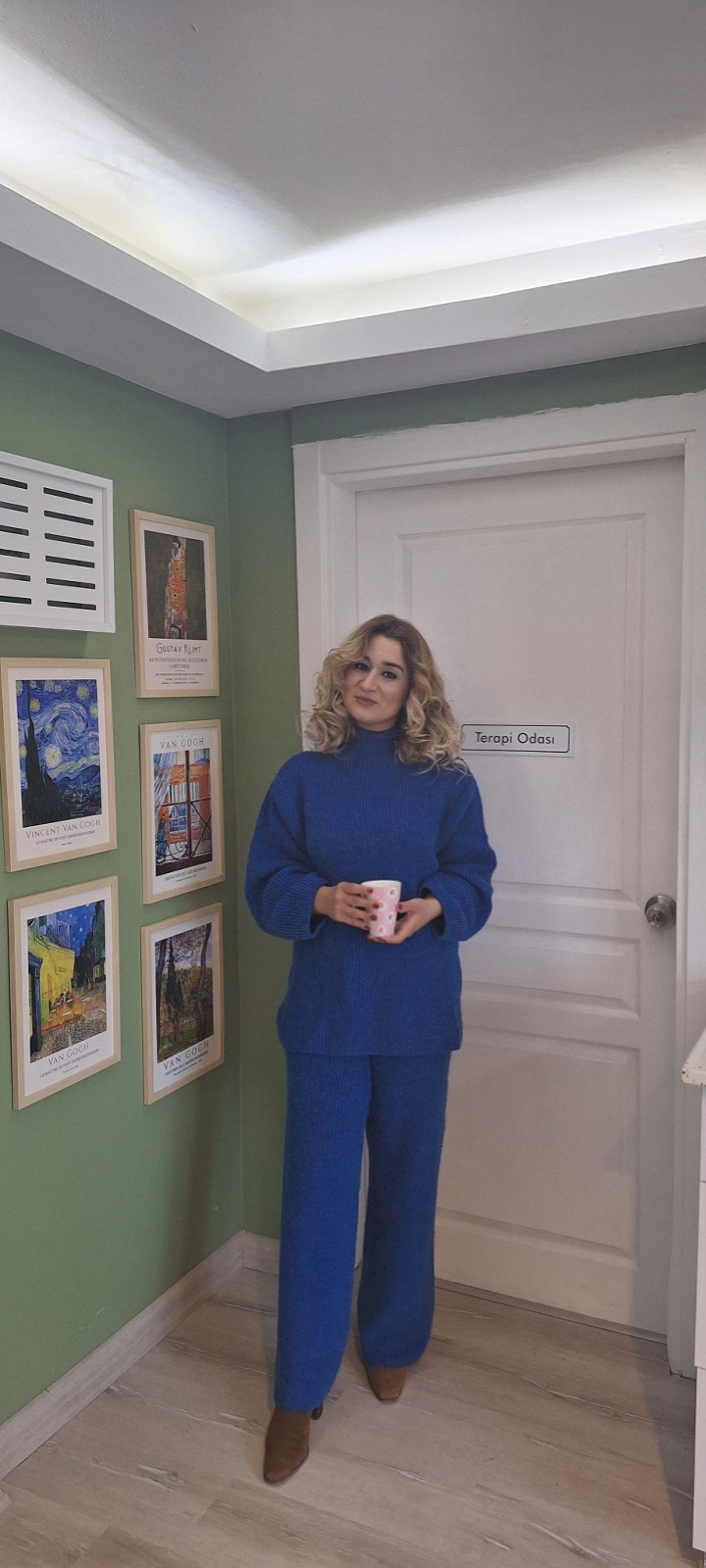 Kuşadası Psikolog - Uzman Klinik Psikolog Reyhan Esirkış