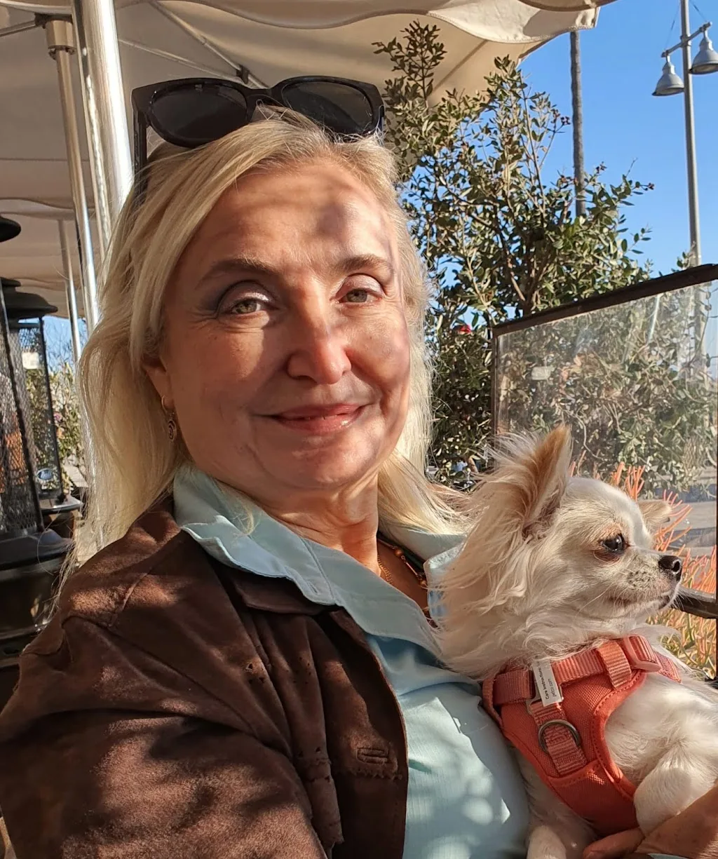 Psikolog Dr. Şule Çelik White Kuşadası & America California Şule Çelik White Ph. D Psychologist Online — Psikologlar, Kuşadası · fotoğraf 1