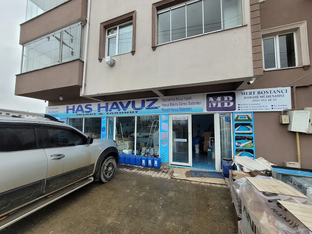 Has Havuz — Yüzme Havuzları, Sapanca · fotoğraf 1