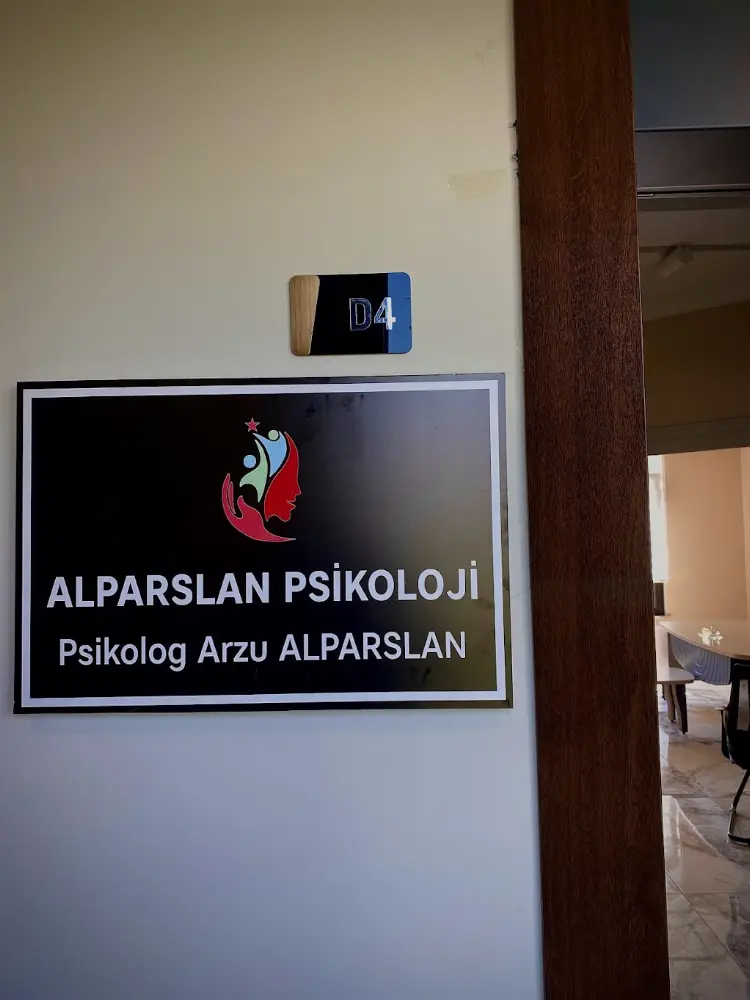 Psikolog Arzu Alparslan / ALPARSLAN PSİKOLOJİ — Psikologlar, Altıeylül · fotoğraf 4