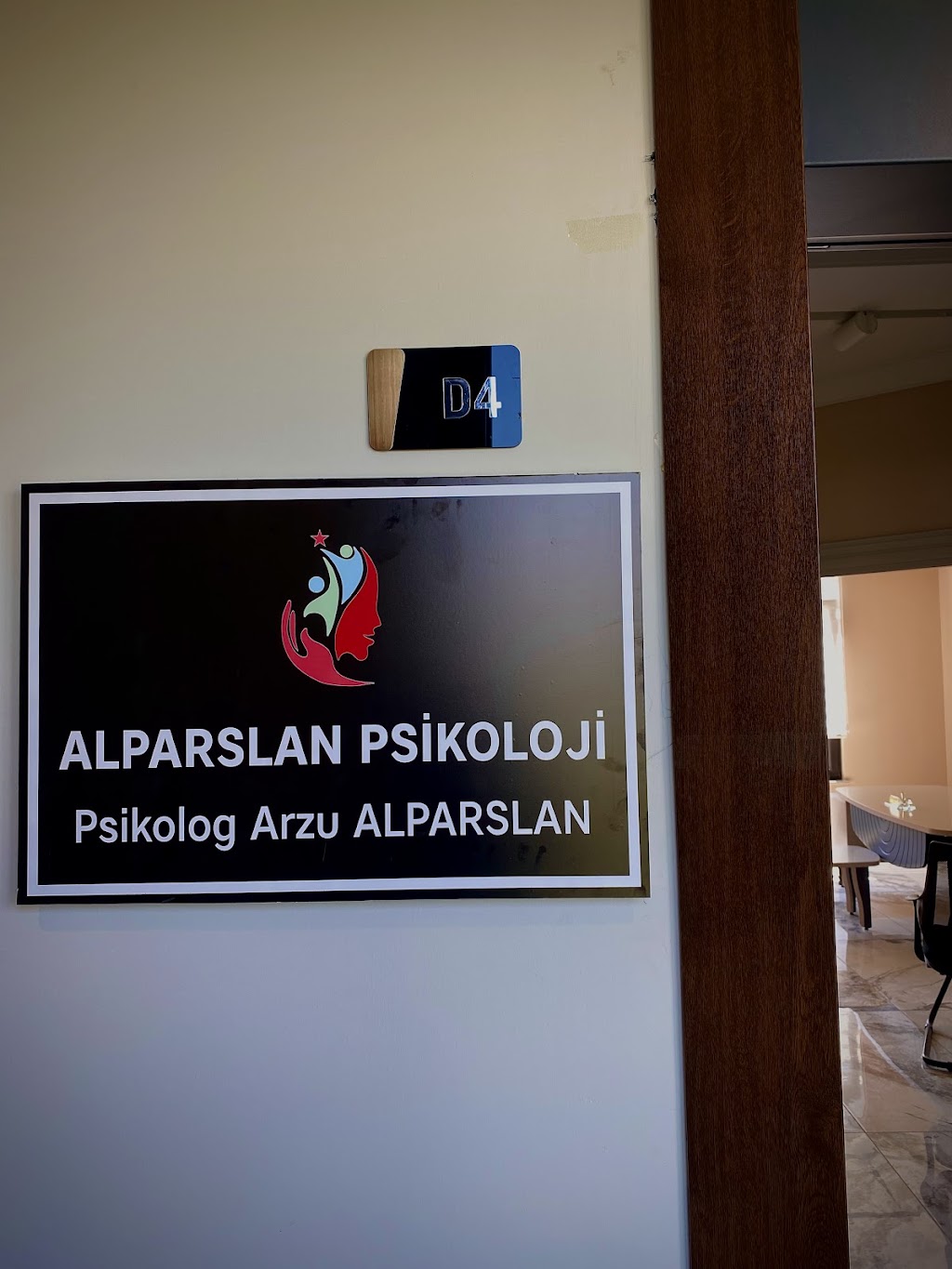 Psikolog Arzu Alparslan / ALPARSLAN PSİKOLOJİ
