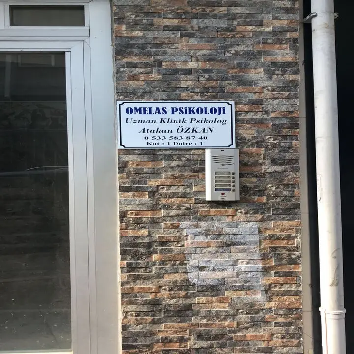 Edremit Uzman Klinik Psikolog Atakan Özkan—Omelas Psikoloji — Psikologlar, Edremit · fotoğraf 3