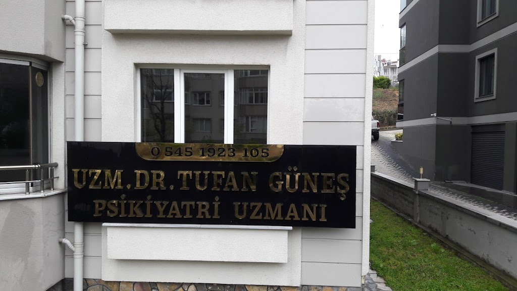 Uzm. Dr. Tufan GÜNEŞ