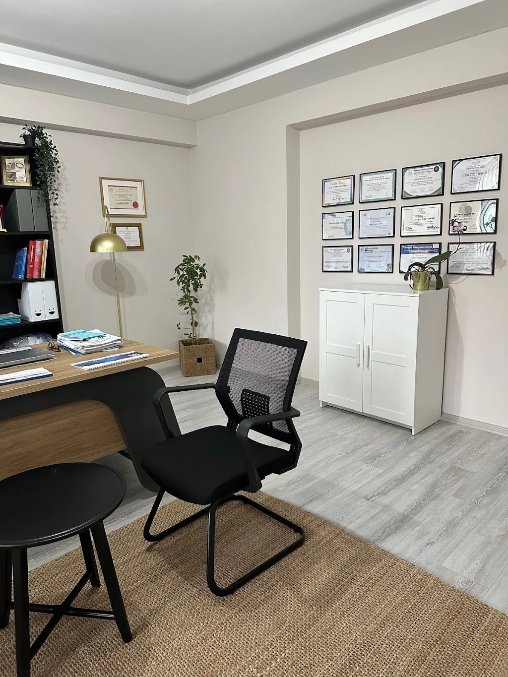 Uzm. Dr. Sinem Tuğçe Yardibi, Psikiyatri — Psikologlar, Bandırma · fotoğraf 1